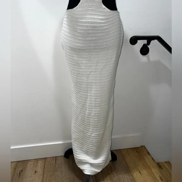 PrettyLittleThing White Cut-Out Maxi Dress - Picture 8 of 12